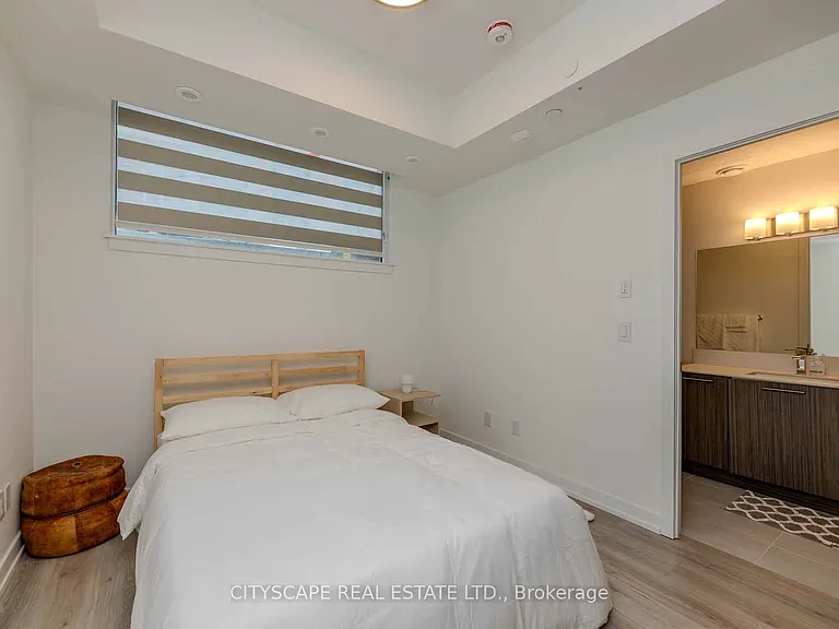871 Sheppard Ave W #46 — Photo 45