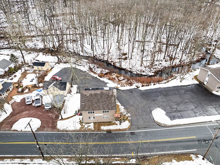 328 Green Pond Rd — Photo 23