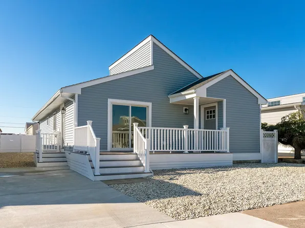 108 W Trenton Ave, Wildwood Crest, NJ 08260