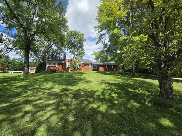 117 Bradshaw St, Beaver Falls, PA 15010
