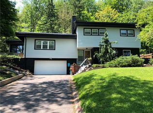 15 Highland Dr, Marcellus, NY 13108