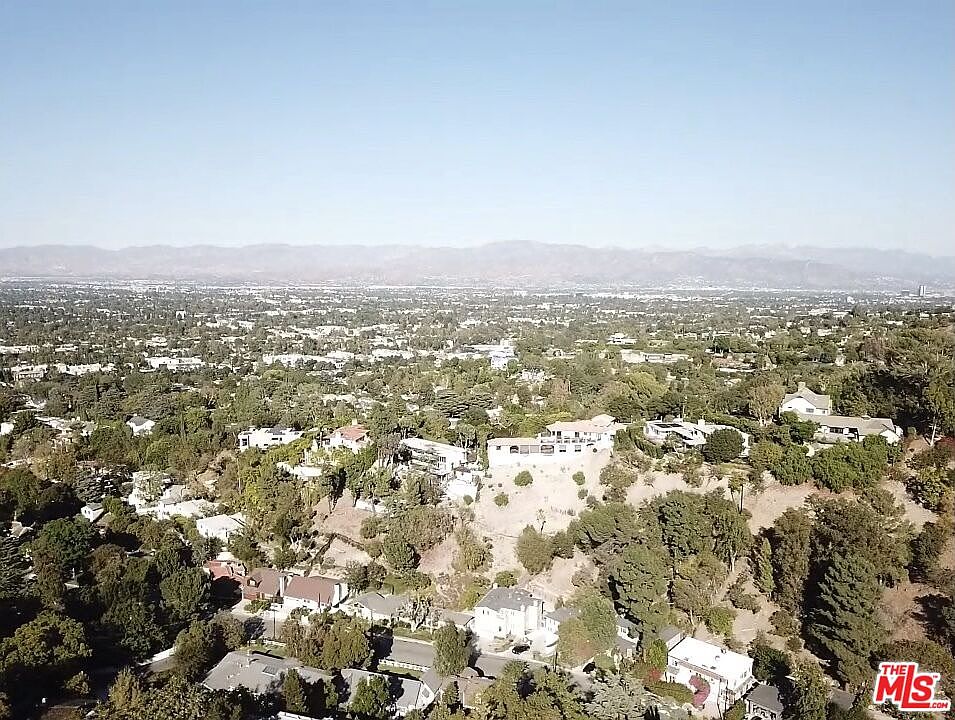 1st image of 13400 Newcomb Dr