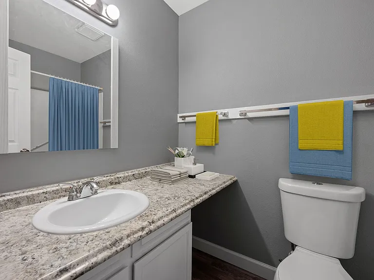 Peak 72 Apartments — Photo 59