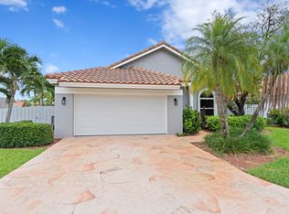 101 Executive Cir, Boynton Beach, FL 33436