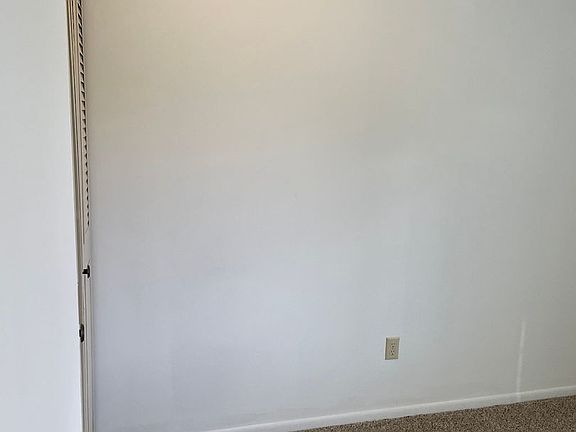 5th image of 425 E 1st Ave APT 2