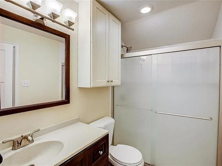 5373 Hartson — Photo 24