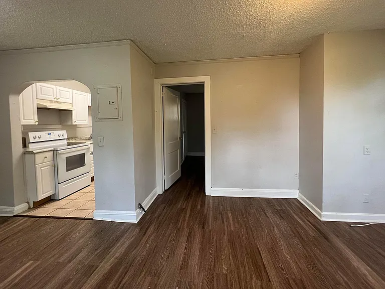 708 Shearer Ave #3 — Photo 3