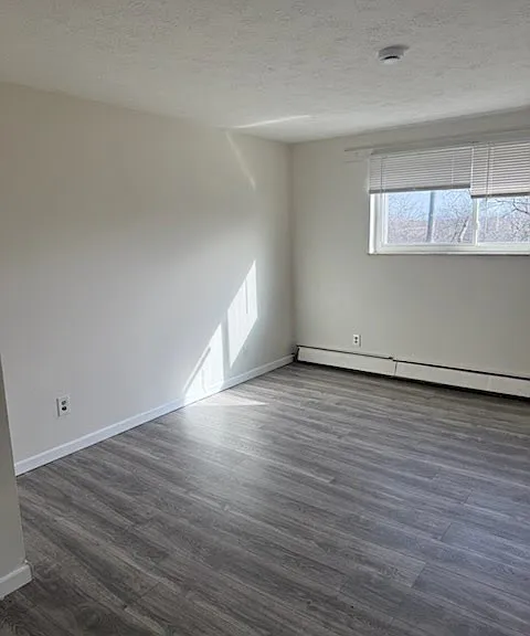 2324 Iroll Ave #5 — Photo 5