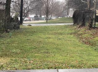 126 W 1st St, Ceredo, WV 25507