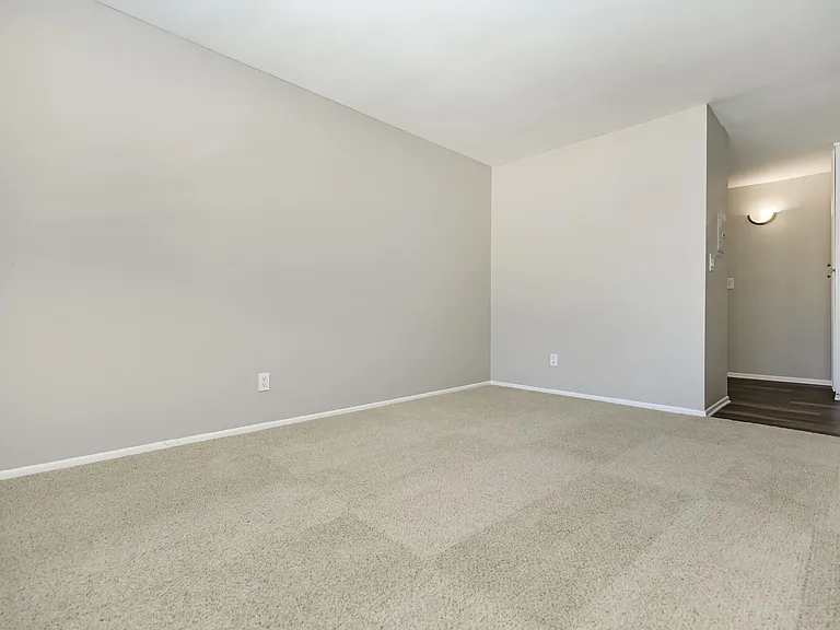 Meadowood Place Apartment Homes — Photo 15
