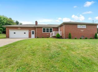 195 N Bridge St, Struthers, OH 44471