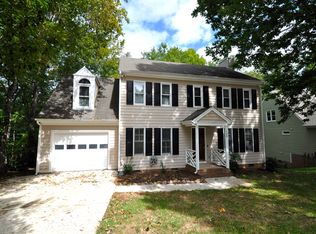 124 Trafalgar Ln, Cary, NC 27513