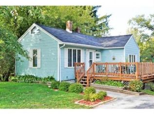 2040 Riverside Dr, Suamico, WI 54313