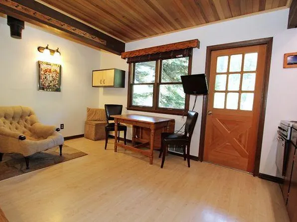 17800 Alpental Access Rd SE, North Bend, WA 98045