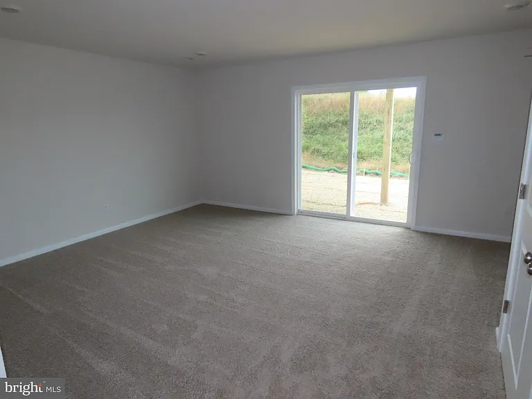 3074 Martha Way — Photo 4