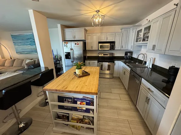 121 Washington Ave S APT 314, Minneapolis, MN 55401