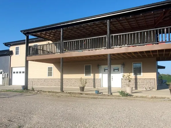 2292 Yellowsmoke Rd, Denison, IA 51442