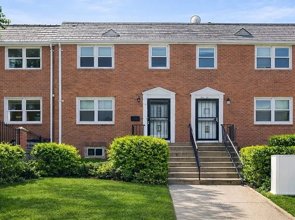 150-22 77th Ave, Flushing, NY 11367