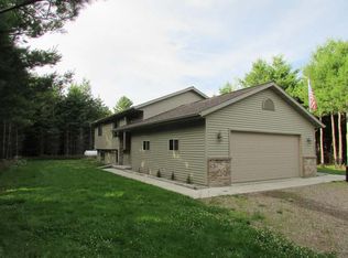 6620 Pheasant View Dr, Rhinelander, WI 54501