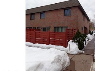 11 Sharon Ln, Wethersfield, CT 06109