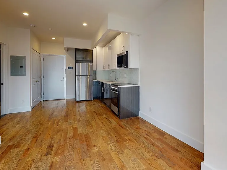 138-28 Queens Blvd #5E — Photo 2