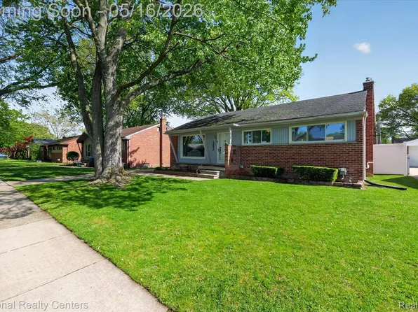 29911 Macintyre St, Livonia, MI 48150