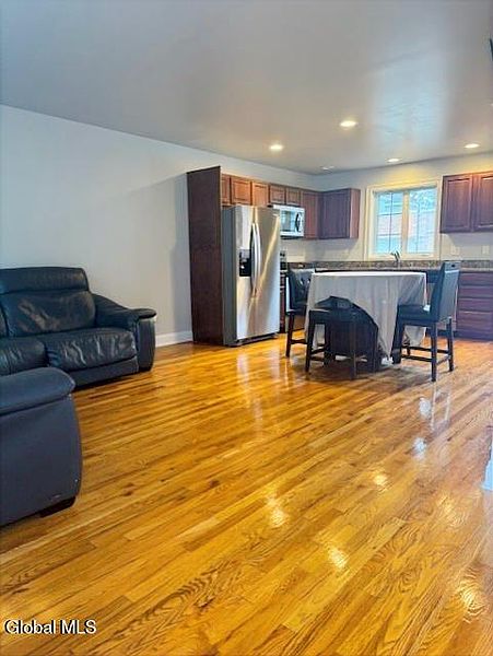 3rd image of 1112 Western Avenue #4