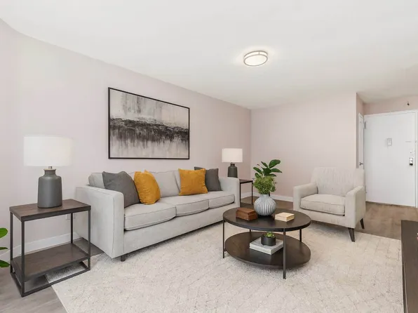 90-10 34th Avenue image 3 of 9