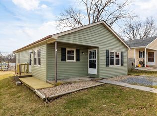 417 F St, Staunton, VA 24401