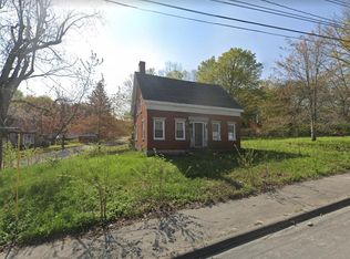 494 Water St, Gardiner, ME 04345