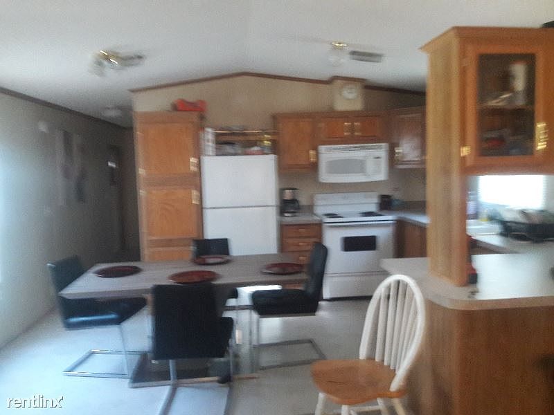 2nd image of 842 Main Grove St