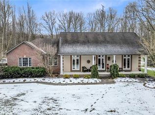 2791 Silver Fox Dr SW, Warren, OH