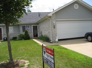 215 N Harbor Lndg, Braidwood, IL 60408