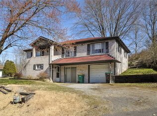 10 Hays St, Rural Ridge, PA 15075