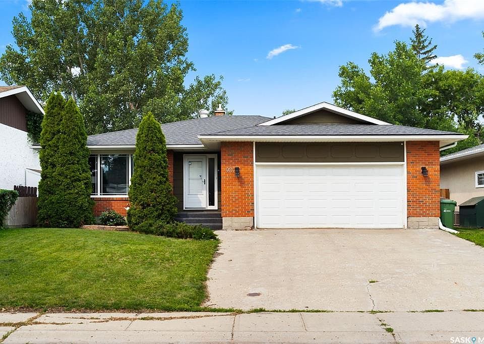 1st image of 90 Kowalchuk Cres