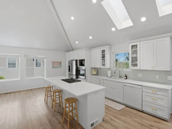 5788 S Walden Ridge Dr, Murray, UT 84123