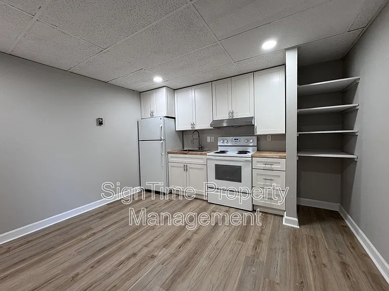 229 N Jonathan St #301 — Photo 4