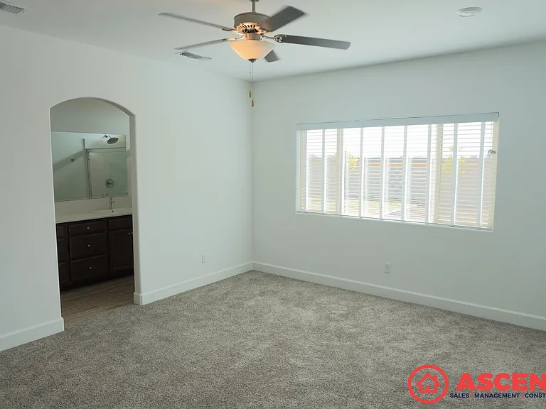 9313 Willow Terrace Dr — Photo 10