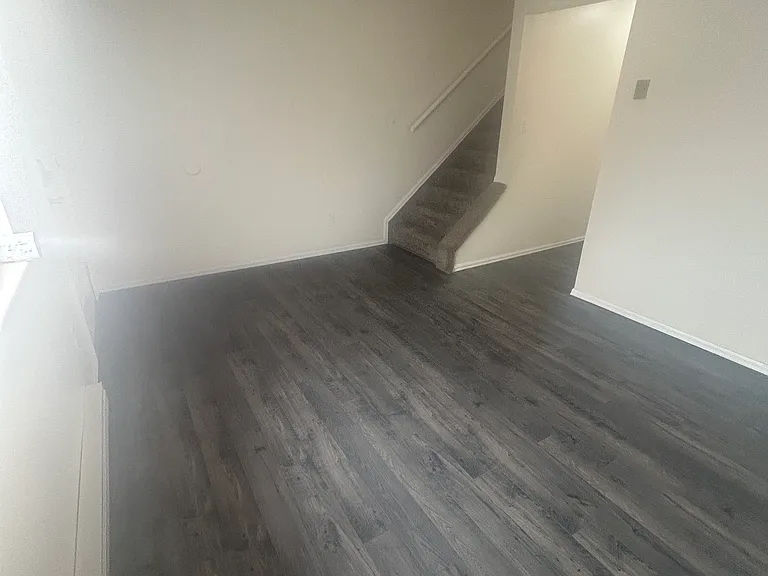 13 Royal Crest Dr #D — Photo 6