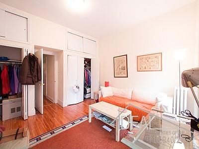 5th image of 379 Henry St APT 3