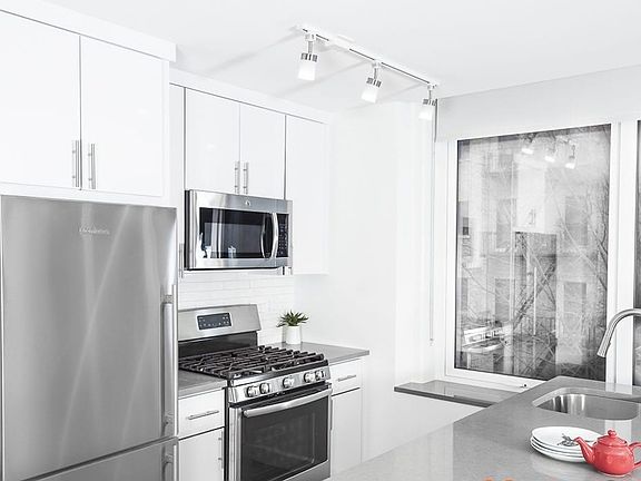 4th image of 30-92 29th St #3A