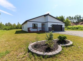 8 Hobble Ln, Quispamsis, NB E2S 1B8