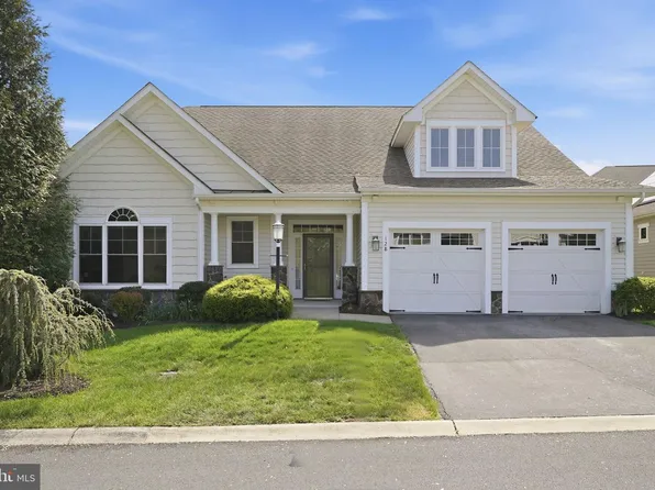 128 Turnstone Ln, Lake Frederick, VA 22630