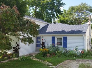 320 E 8th St, Lockport, IL 60441