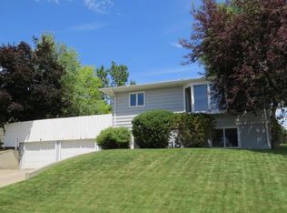 617 32nd Ave NE, Great Falls, MT 59404