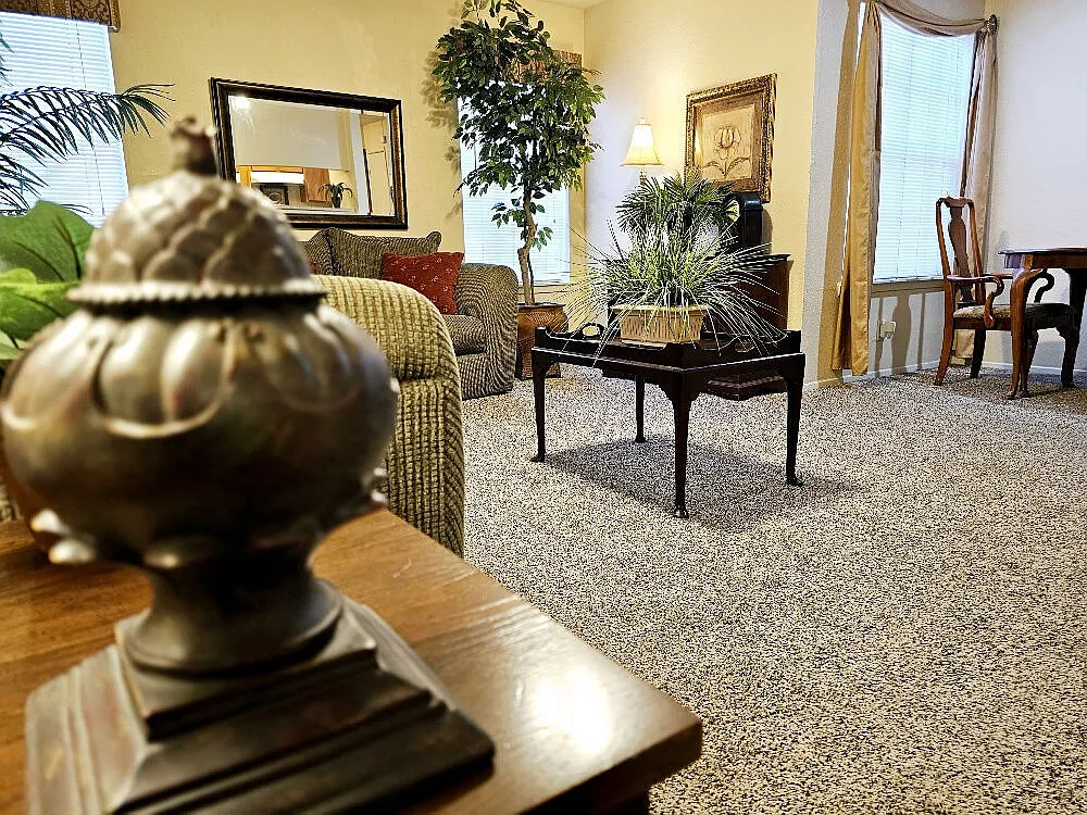 Falcon Ridge Apts — Photo 4