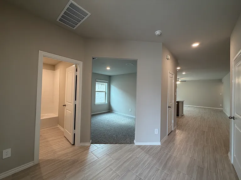 8433 Coffee Springs Dr — Photo 21