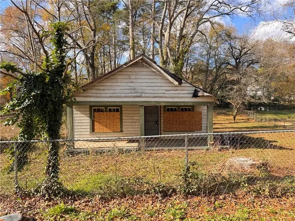 145 Brownlee Rd SW, Atlanta, GA 30331