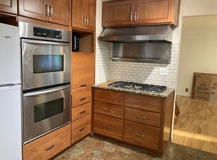 2106 Roland Way, Eugene, OR 97401