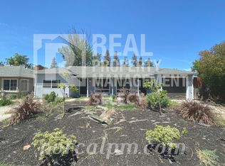 2557 Michelle Dr, Sacramento, CA 95821